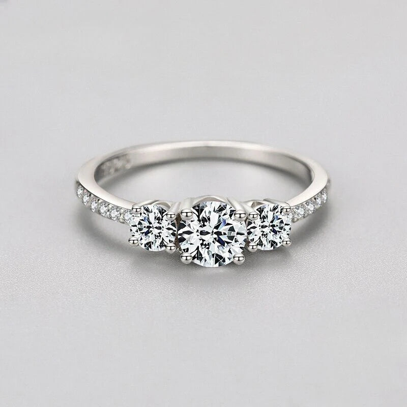 Three-Stone Engagement Ring in 925 Sterling Silver